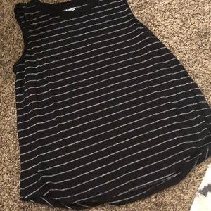 🖤4 for 25 Old Navy black and white striped tank
